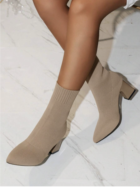 BOTIN TEJIDO DE TACON ALTO CUADRADO - Imagen 3