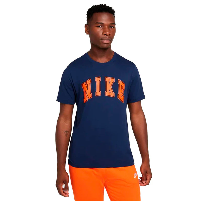 Camiseta Nike M Nsw Tee Club Ssnl Hombre - Imagen 2